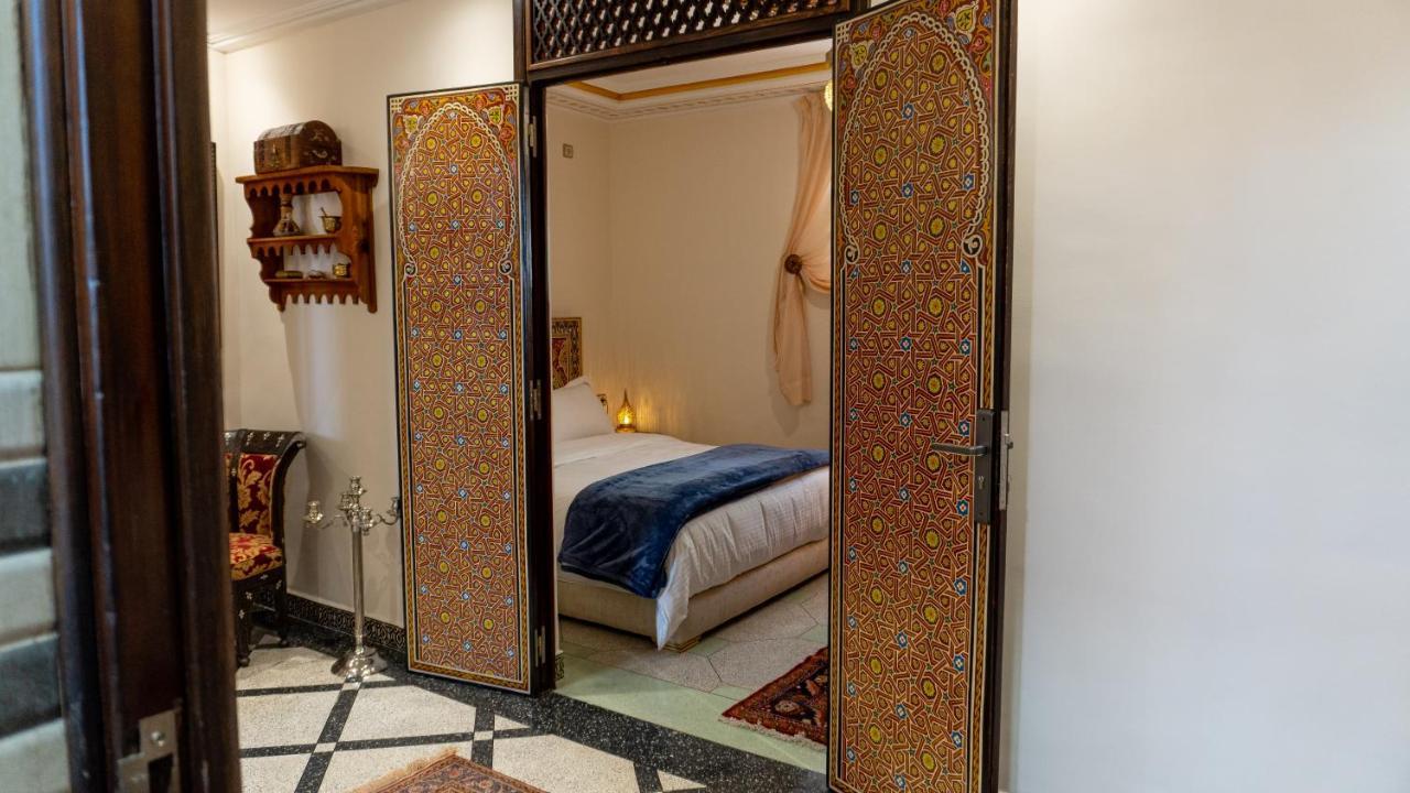 Dar Bouzoubaa Apartment Fez Bagian luar foto
