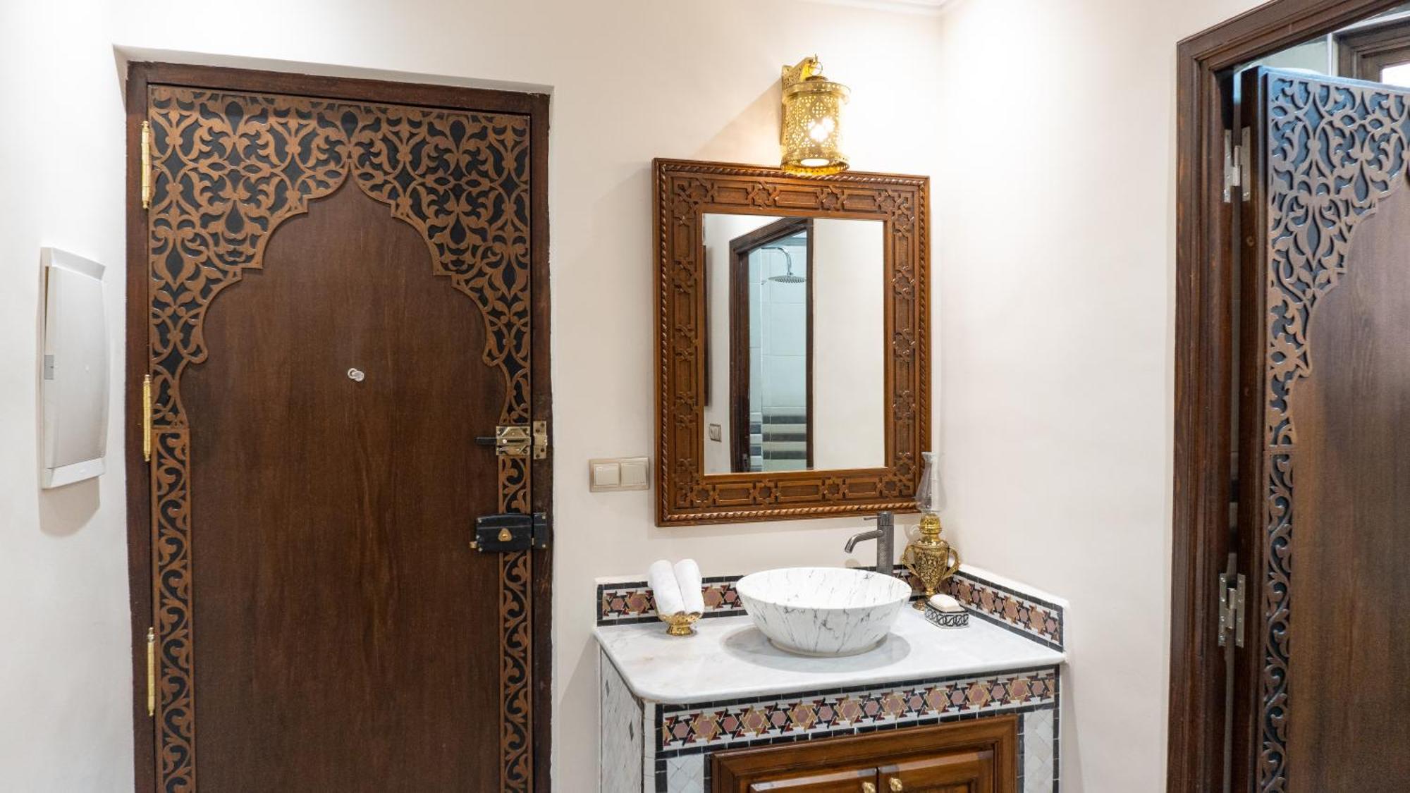 Dar Bouzoubaa Apartment Fez Bagian luar foto